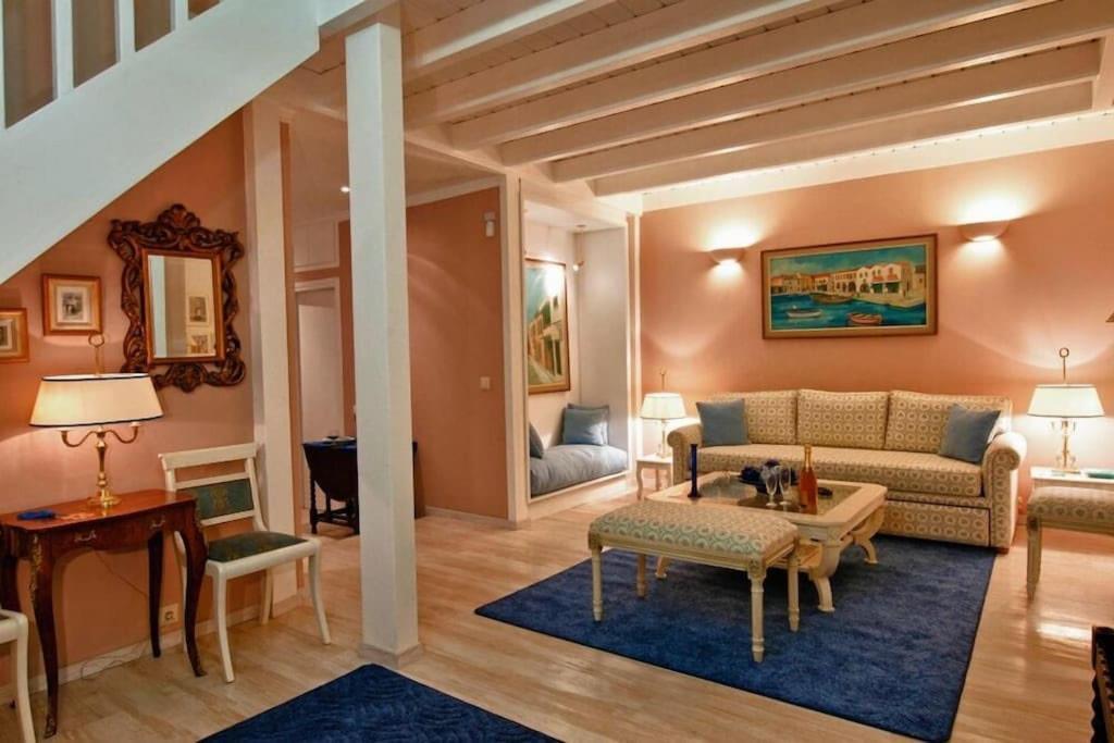Apartamento Acropolis Luxury House Atenas Exterior foto