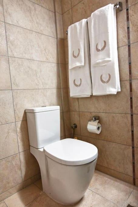 Apartamento Acropolis Luxury House Atenas Exterior foto